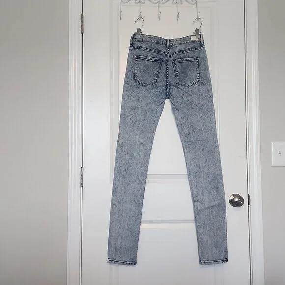 Urban Outfitters BDG Cigarrette Jeans Size 28 - Picture 2 of 4